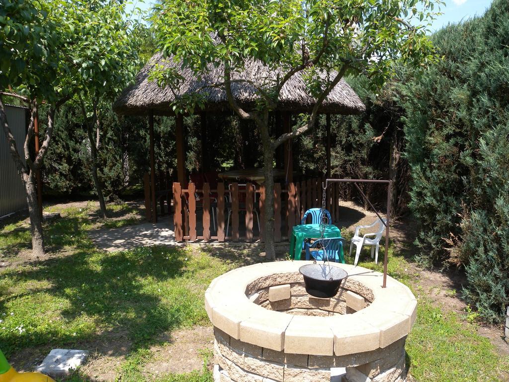 Holiday Home Yellow 1 By Interhome Balatonkeresztúr Екстериор снимка